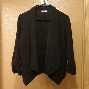 Cropped 3/4 Blazer